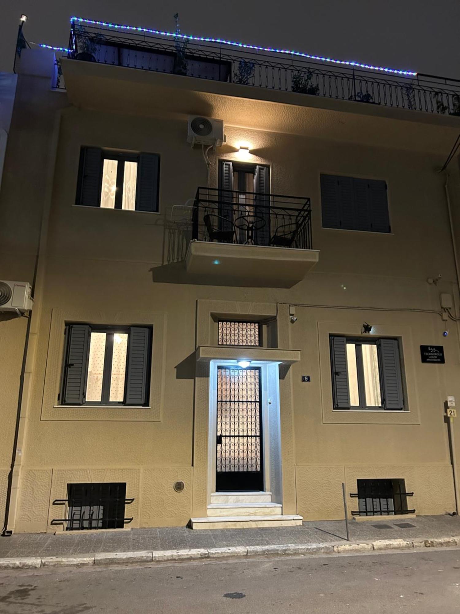 Technopolis Luxury Apartments أثينا المظهر الخارجي الصورة