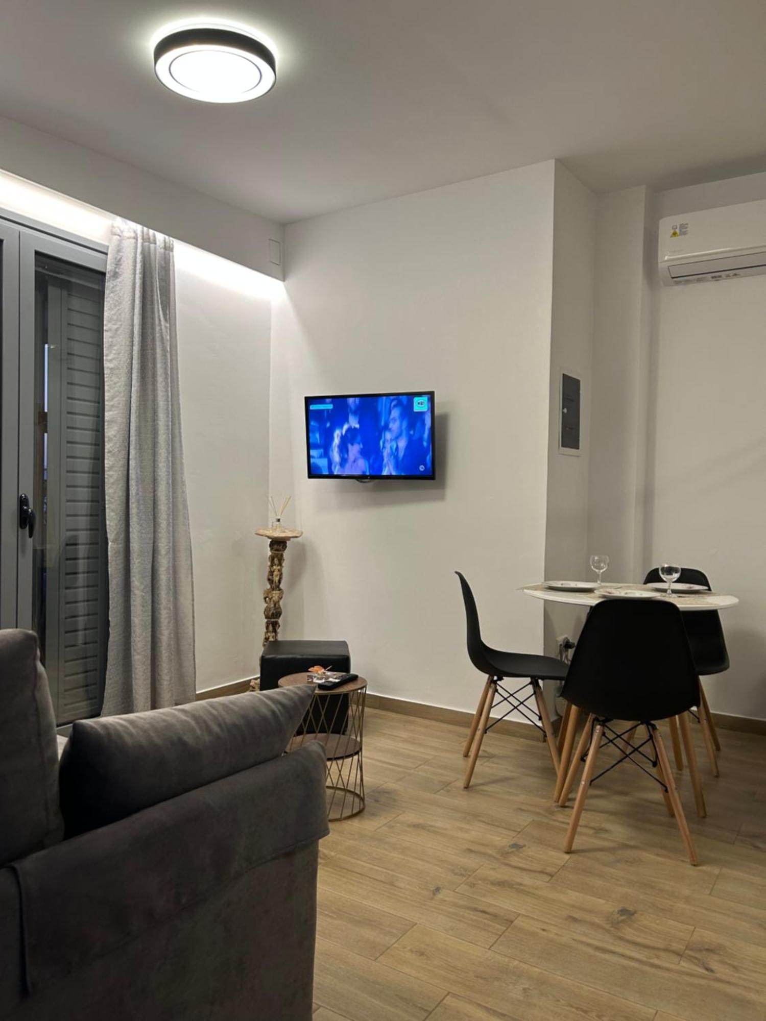 Technopolis Luxury Apartments أثينا المظهر الخارجي الصورة